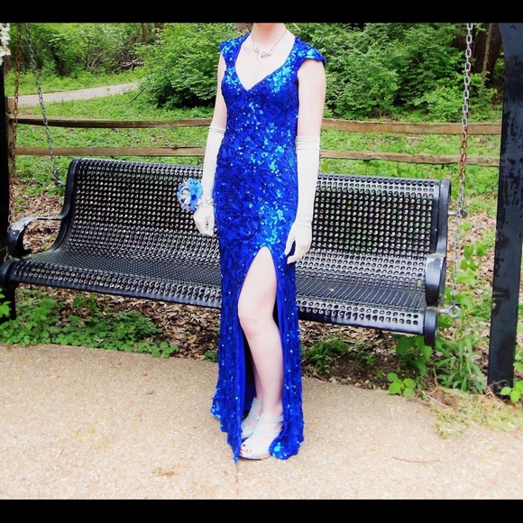 Royal Blue Sequined Dress Formal Sz 4 - Picture 2 of 8